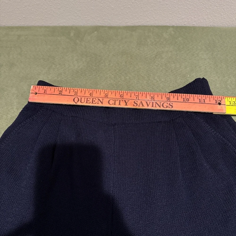 St John Collection Marie Gray‎ Wool Blend Knit Shorts Size 2 Navy Blue